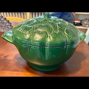 Staub 3qt Artichoke Cast Iron Cocotte (Basil)
